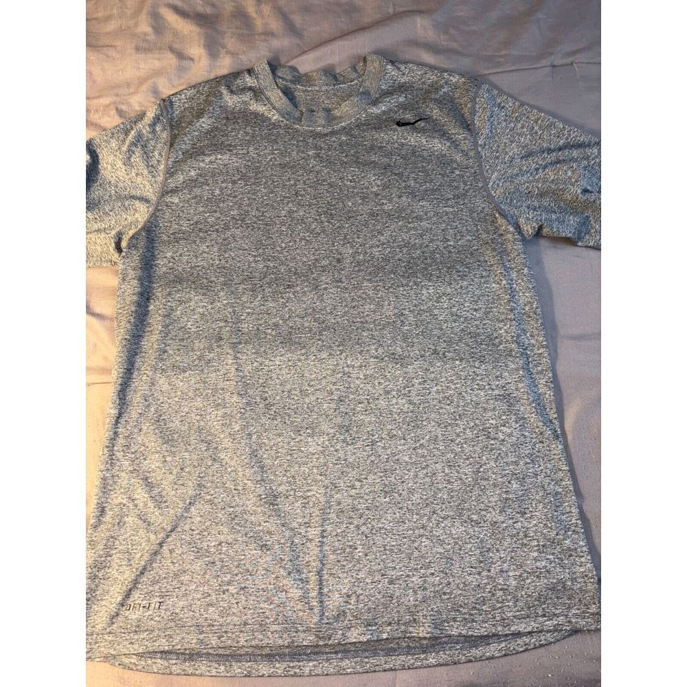 Nike Dry Fit Tee Shirt Men's L Gray Short Sleeve Crew Neck Oversized Swoosh Logo